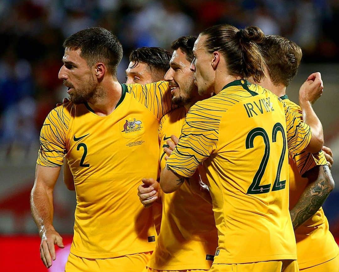 ミロシュ・デゲネクさんのインスタグラム写真 - (ミロシュ・デゲネクInstagram)「Great start to our World Cup and Asian cup qualifiers. On the road to success has begun here tonight. 🇦🇺❤️⚽️」9月11日 6時35分 - milosdegenek