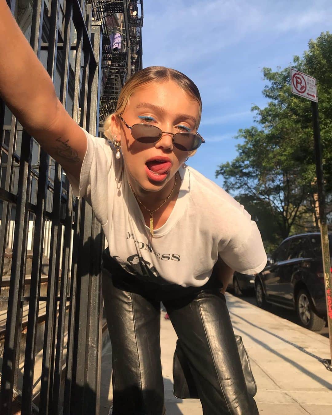 ケイリン・ルッソのインスタグラム：「No Parking 🥡」