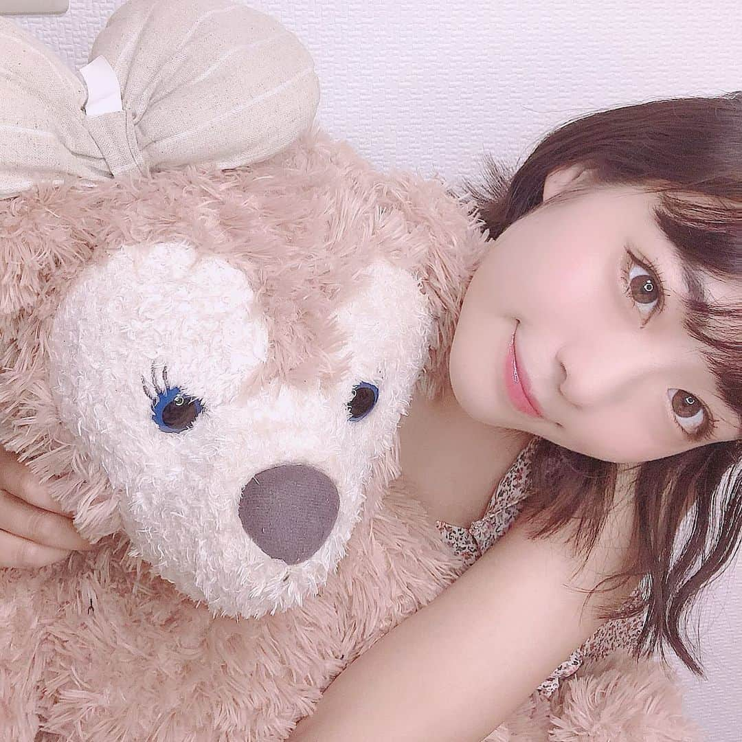 村上ゆりさんのインスタグラム写真 - (村上ゆりInstagram)「🧸 ・ ・ ・ ひょっこり。おはよ。☀️ ・ #hair #ポートレート #撮影 #モデル #model #タレント #smile #笑顔 #幸せ #happy #晴れ #sunny #☀ #❤️ #selfie  #東京 #tokyo #japanese #夏 #summer #ボブ #黒髪 #おはよう #gm #シェリーメイ #ぬいぐるみ #かわいい #🧸」9月11日 6時56分 - lily_tutu