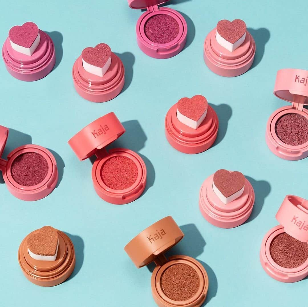 セフォラさんのインスタグラム写真 - (セフォラInstagram)「#Regram @kajabeauty . . . *NEW PRODUCT ALERT* The Cheeky Stamp Blushes you know and love, now in 3 additional shades 😱  05 Sassy - a punchy coral pink 06 Flirty - light baby doll pink 07 Spicy - neutral bronze-y  Exclusively at Sephora 💖」9月11日 7時10分 - sephora