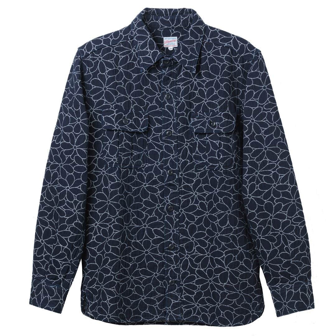 momotarojeansのインスタグラム：「05-232 Flower jacquard shirts  #kojima #kurashiki #okayama #jeans #denim #denimday #denimporn #denimhead #selvedge #selvage #selvedgedenim #selvedgeforum #denimevolution #selvedgemurah #unionspecial #goingtobattle #madeinjapan #japanesedenim #fading #naturalfading #madebyhand #madeinjapan #jeanslife #vintagejeans #fade #selvedge #mensweardaily」