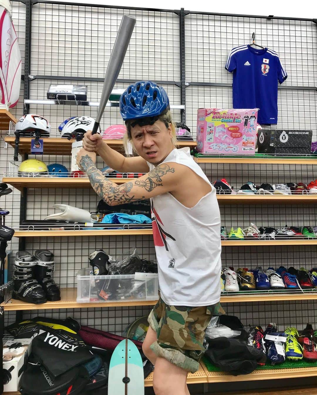masasucksのインスタグラム：「the HIATUS 「Our Secret Spot Tour2019」@新潟LOTS  カッとばすよな🙋🏼‍♂️ ・ #ああーっすぅ #theHIATUS #lawof41invitedadream」