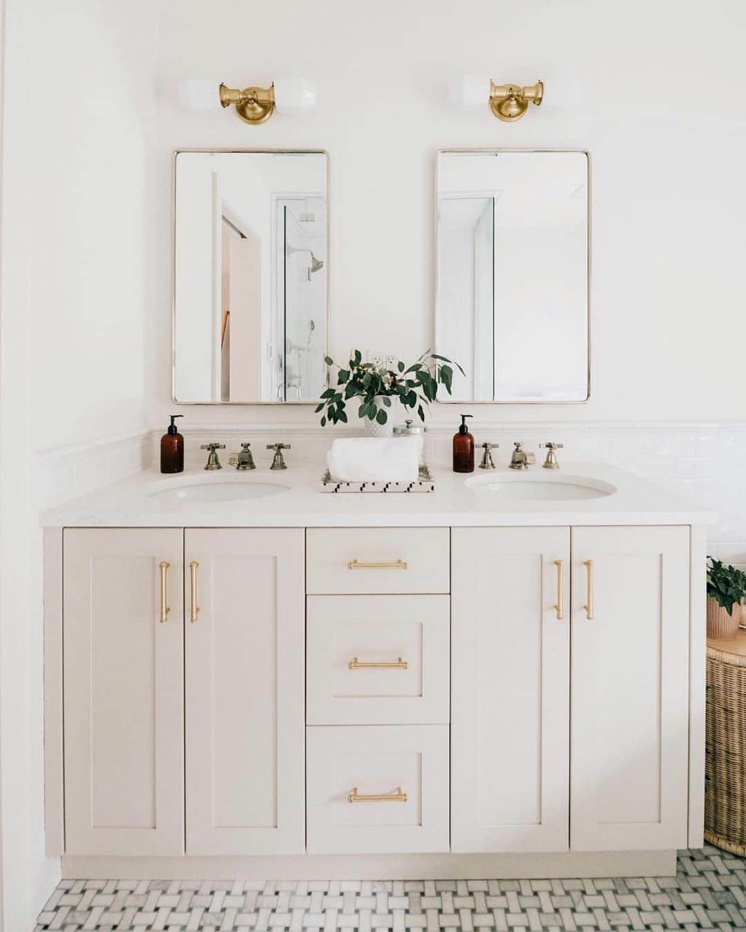 Anna Jane Wisniewskiのインスタグラム：「What I’m currently doing: deciding on basement flooring (the not so fun “surprise” project we had pop up this summer) and also green bathroom flooring (the boys’ full bath). .  Yes, I’m keeping the original 1920s green tile (swipe to see) but we do have to repair a few cracked ones. But I’m having a hard time deciding on floor tiles.  I can’t shake a marble basketweave, like we did in the master bath, (pictured here). I also put in marble hex tiles in the powder room downstairs. Should I do a different shape? If so, what’s your vote? Help! . (Master bathroom sources tagged and also here http://liketk.it/2EPps #liketkit @liketoknow.it) design: @kiradaviddesign 📸 @ironandhoney #thisoldhouse #thisoldtudor #theeverygirlathome #sodomino」