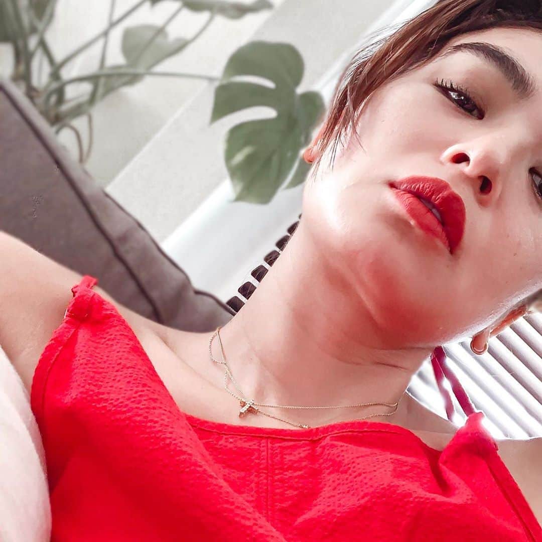 藤倉幸子のインスタグラム：「今日は赤のワンピース。」
