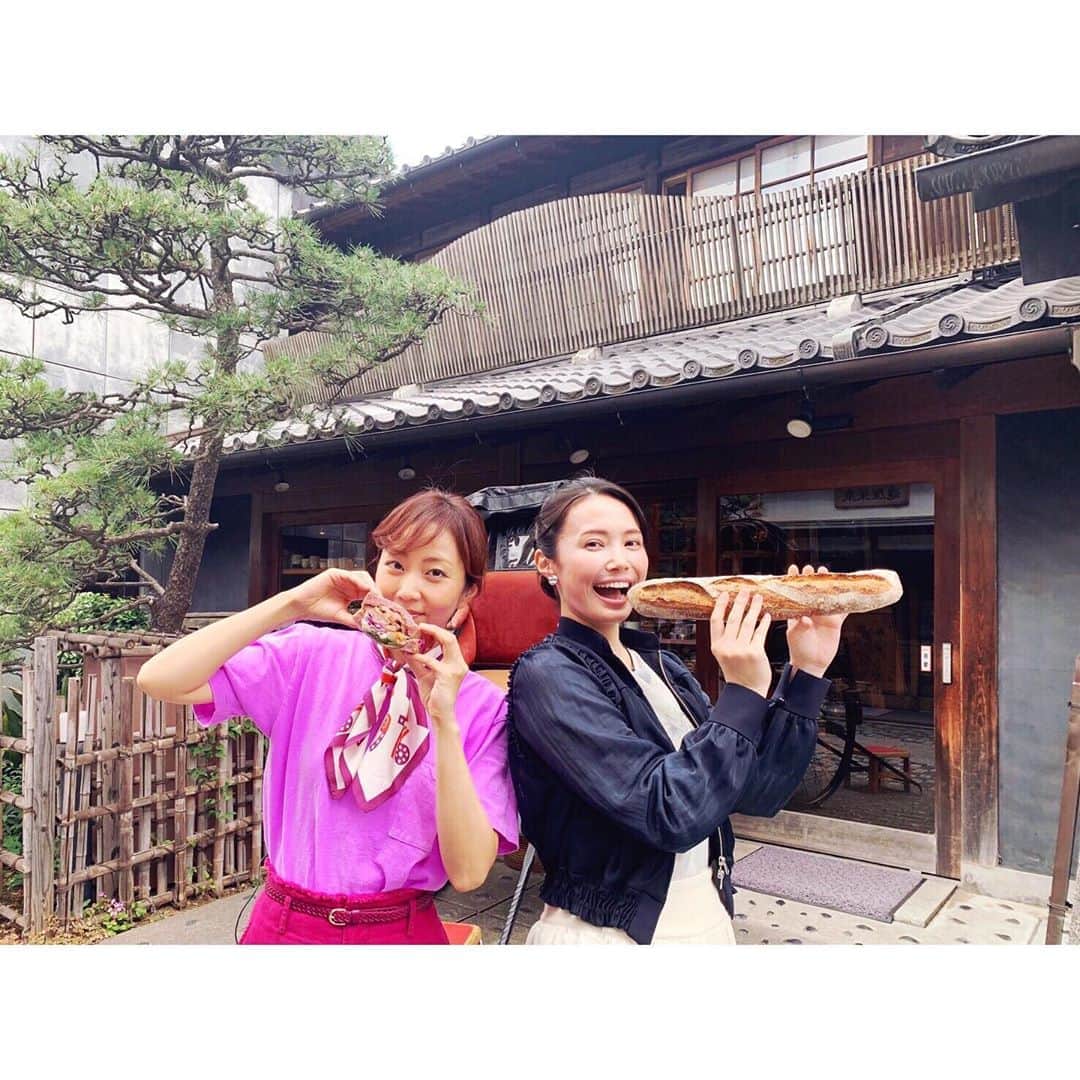 のインスタグラム：「#パン旅。 2日目の今夜は、美村里江さんと川越の旅。 ひとつしか歳が違わないのに、かなりお姉さんな感じでいつも甘えてしまう、大好きな美村さん❤️ よる7時からNHKBSプレミアムにて。」