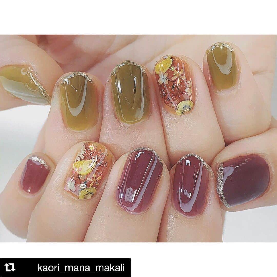 のインスタグラム：「@kaori_mana_makali さん PLANET NAIL Basic Line PLB14 #トレミーの秘密 を使用した秋ネイルのご紹介ありがとうございます💅 #planet_jp #プラネットネイル#プラネットネイルポリッシュ ・ #Repost @kaori_mana_makali with @get_repost ・・・ . ☕️🍊🍋☕️🍊🍋☕️ フルーツinティー×両手 ☕️🍊🍋☕️🍊🍋☕️👆 . 抹茶羊羹と小豆羊羹?🙄 美味しそうな指に😋 . 使用ポリは前ポストをご覧下さい～👀 . . . #セルフネイル #ネイルサークル #nailart #nailswag  #nailstagram #Polish #manicure #notd #ネイルアート #ネイル #マニキュア #ポリッシュ #ロカリネイル #Locari  #セルフネイル部  #RMK #essielove #ちふれ #秋ネイル #planetnail」