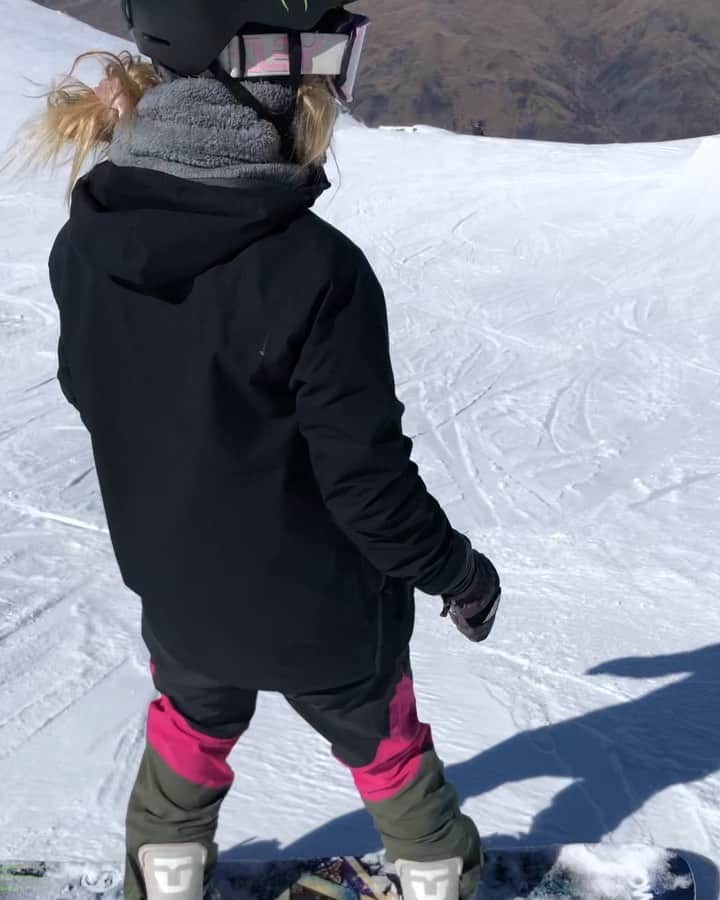 ジェイミー・アンダーソンのインスタグラム：「One run from today 💙 @cardronaparksnz」