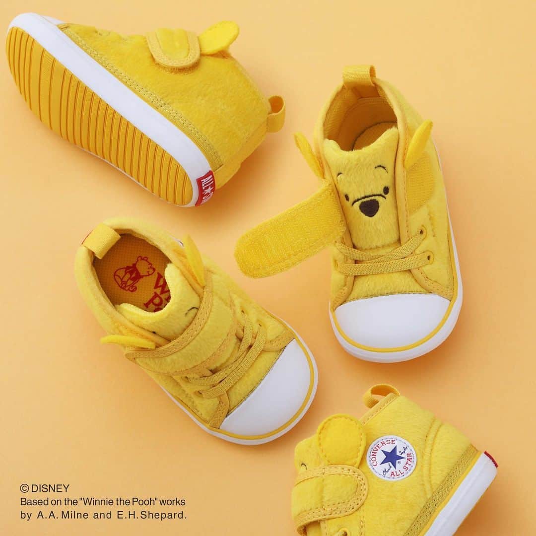 コンバースさんのインスタグラム写真 - (コンバースInstagram)「BABY ALL STAR N POOH FC V-1　￥5,500（税抜価格） #converse #allstar #chucktaylor #baby #disney #pooh #shoes #kicks #kotd #converse_pr #コンバース #オールスター #チャックテイラー #ディズニー #プーさん #ベビー #ベビーシューズ #シューズ #スニーカー  #👟」9月11日 11時46分 - converse_jp