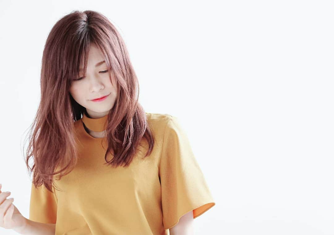 のインスタグラム：「． ． ． VIV・ID 新川崎 ✂️( @toarucool.by.me ) ． ． #フリーモデル #企業モデル #広告モデル #撮影モデル #サロンモデル #一ノ瀬奈々 #写真好きな人と繋がりたい #スタジオ撮影 #ヘアメイク #アレンジスタイル #サロモ #ファッション #コーディネート #撮影 #作品撮り #モデル #女子力 #モデル体型 #広告 #雑誌 #神奈川 #川崎美容室 #portrait #followme #photo」