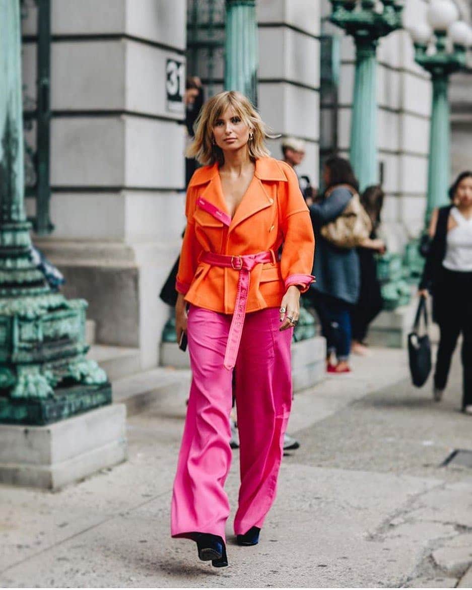 Fashion Bloggers Trendsのインスタグラム：「#love #photooftheday #portrait #baby #me #instamood #cute #friends #hair #swag #igers #picoftheday #girl #guy #beautiful #fashion #instagramers #follow #smile #pretty #followme #photo #life #funny #cool #hot #bored #girls #iphonesia」