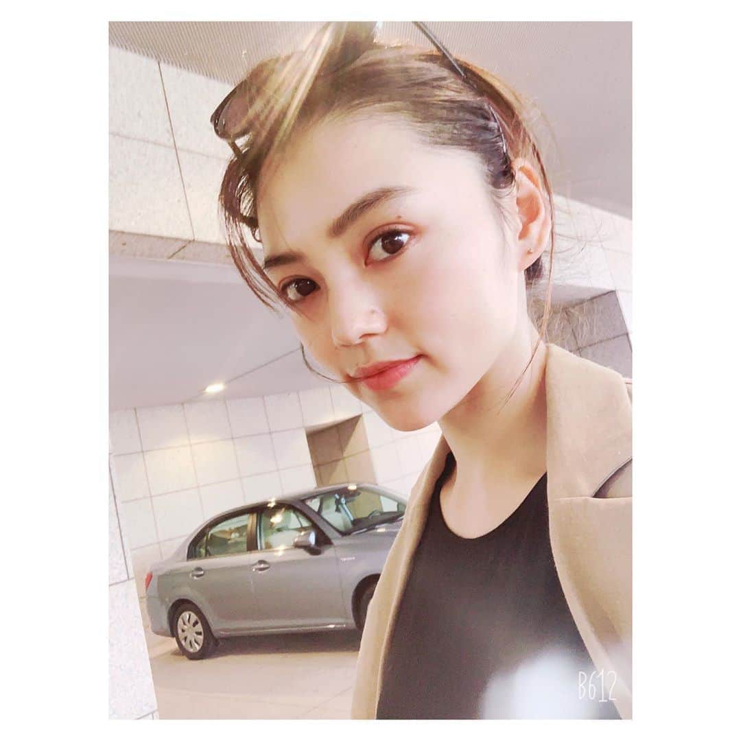 高原愛のインスタグラム：「9月とは思えないくらい暑いですね…💦でも室内は寒い😅早く涼しくなってほしいなぁ❣️ 皆さん体調崩さないように気をつけてくださいね👍#selfie#self#selfies#haveagoodday#summer#super#hot#melting#whatahotsummer#sun#tokyo#japan#model#残暑#夏#😊#🌈#❤️」