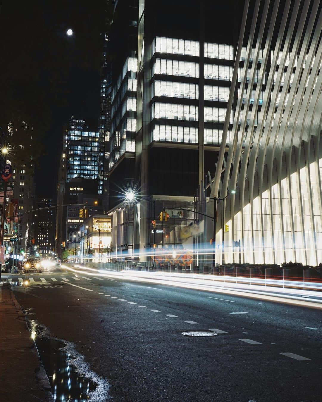 New Yorkさんのインスタグラム写真 - (New YorkInstagram)「City Nights. A quiet stroll around the WTC earlier tonight.」9月11日 14時44分 - newyork