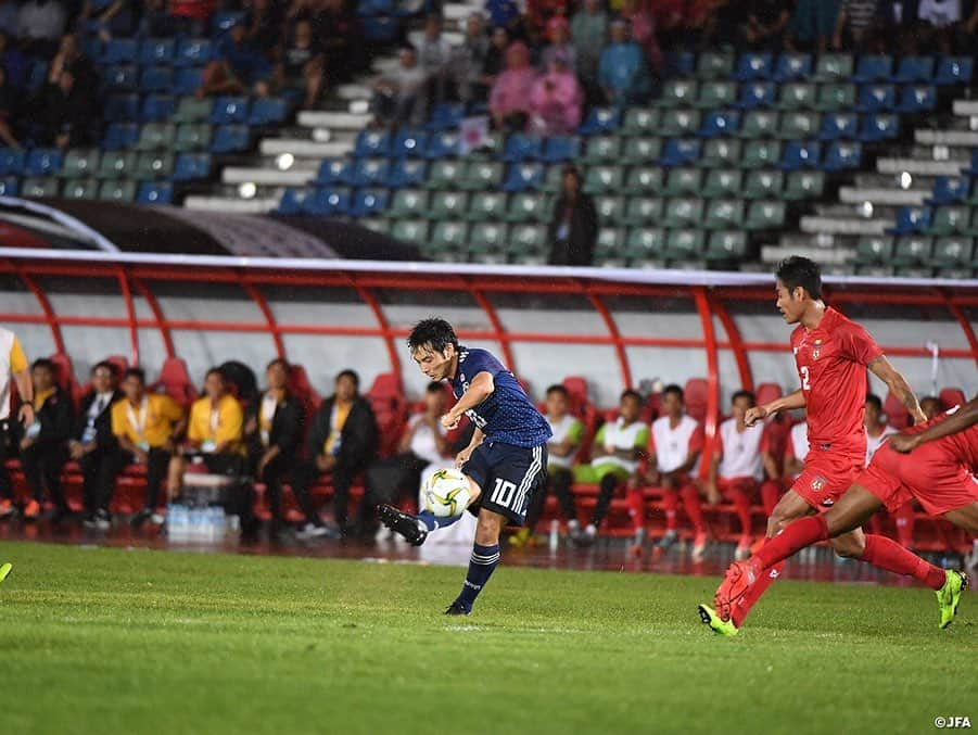 日本サッカー協会さんのインスタグラム写真 - (日本サッカー協会Instagram)「📸Match Photos② 16分、中島選手が左から内に切り込んで右足を振り抜き、先制点を奪いました。 ・ 2022FIFAワールドカップカタールアジア2次予選 #SAMURAIBLUE 🇯🇵2-0🇲🇲ミャンマー ・ ⚽16' #中島翔哉 ⚽26' #南野拓実 ・ 📅9/10(火)21:20KO 📍ヤンゴン／Thuwunna Stadium ・ #daihyo #新しい景色を2022 ・ ―――――――――――――――――― Next Match>> ホーム開幕戦！ アジア2次予選 vsモンゴル🇲🇳 📅10/10(木) 19:35KO予定 📍埼玉スタジアム２００２ 🎫チケット発売中！ ・ 👉大会情報はJFA.jpへ ――――――――――――――――――」9月11日 15時17分 - japanfootballassociation