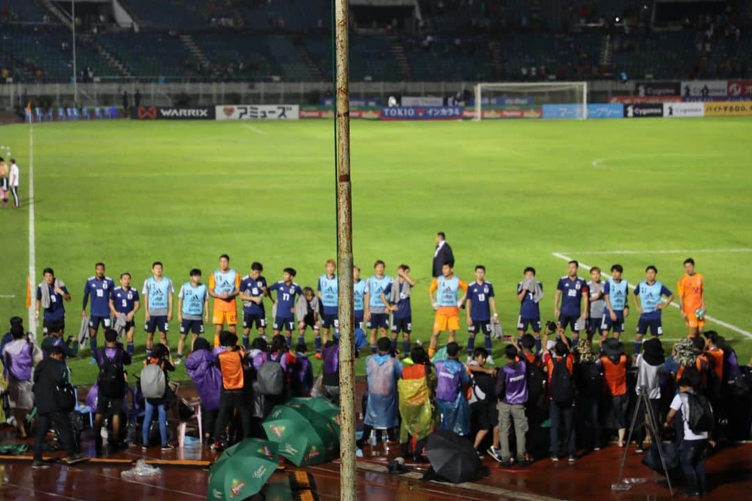 山本大希さんのインスタグラム写真 - (山本大希Instagram)「出会いに感謝。  マレーシア人のチャムくん。見ず知らずの日本人を泊めてくれてありがとう。  人生何が起こるかわかりませんな。だからアウェー戦はやめられない。  次回は10月タジキスタン🇹🇯 #サッカー #ワールドカップ #アジア2次予選 #ミャンマー #日本 #ヤンゴン #サッカー日本代表 #出会い #感謝」9月11日 15時37分 - youtuber_yamamoto