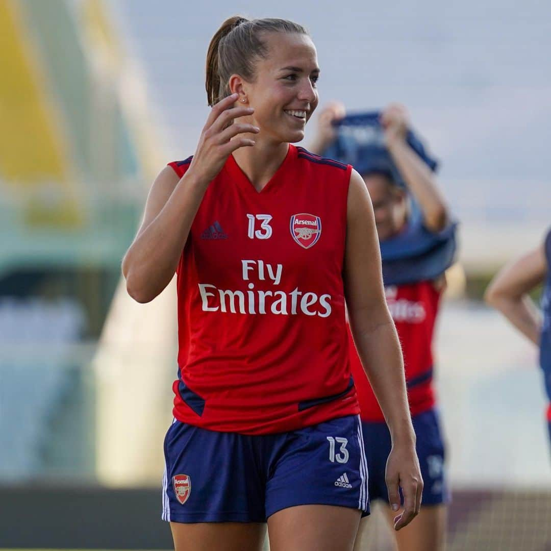 Arsenal Ladiesさんのインスタグラム写真 - (Arsenal LadiesInstagram)「Good news, Gooners... Lia returned to training today 😍 #WeAreTheArsenal ❤️」9月12日 3時21分 - arsenalwfc