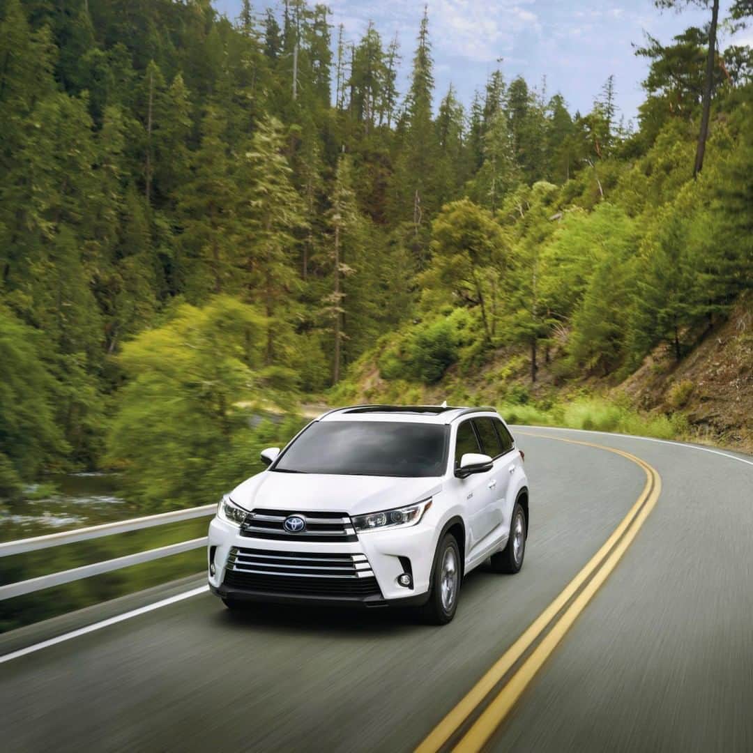 toyotausaさんのインスタグラム写真 - (toyotausaInstagram)「Road trips in your #Highlander > Road trips. #LetsGoPlaces」9月12日 2時24分 - toyotausa