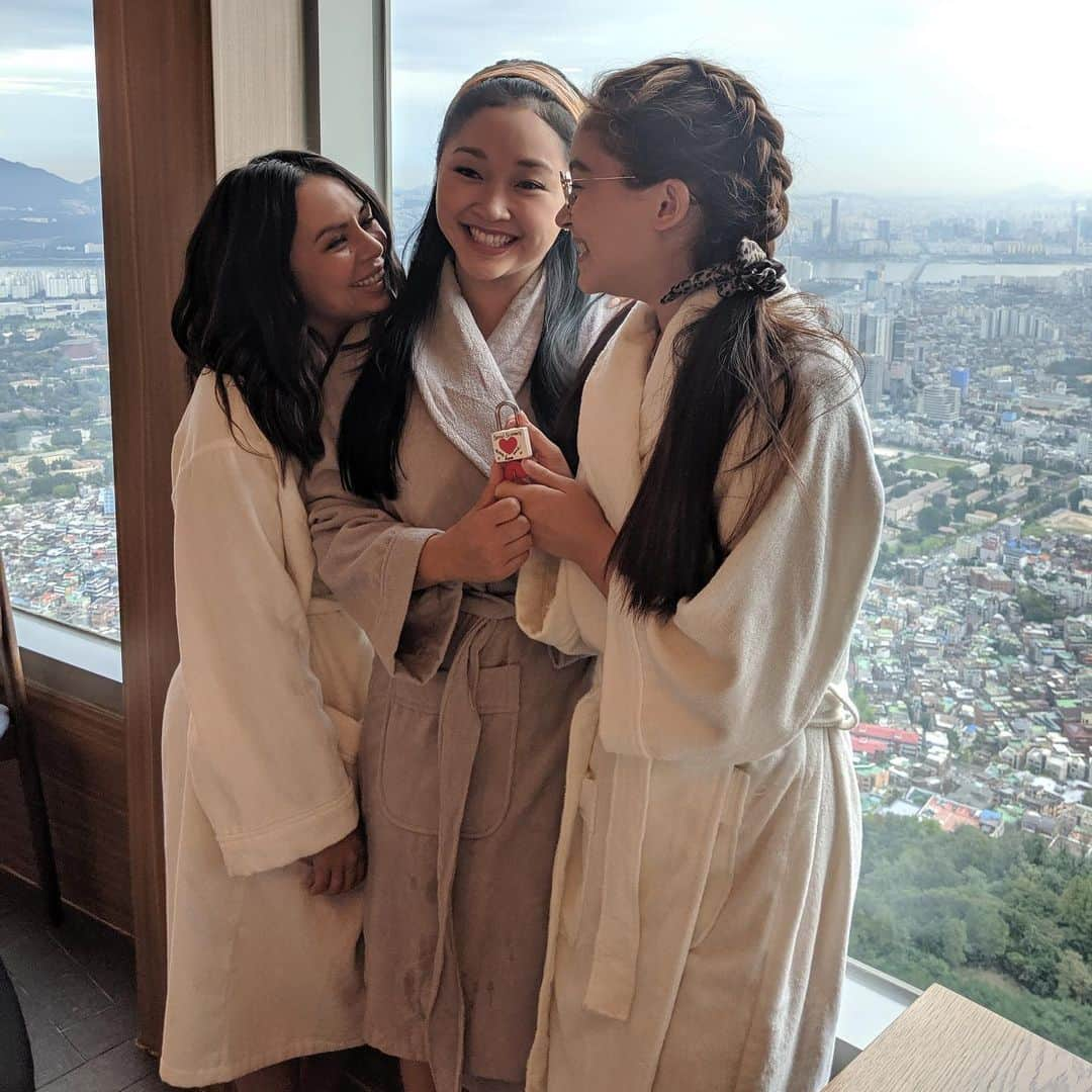 ジャネル・パリッシュさんのインスタグラム写真 - (ジャネル・パリッシュInstagram)「Left a piece of our hearts in Seoul. Always and forever, sisters.」9月12日 2時49分 - janelparrish