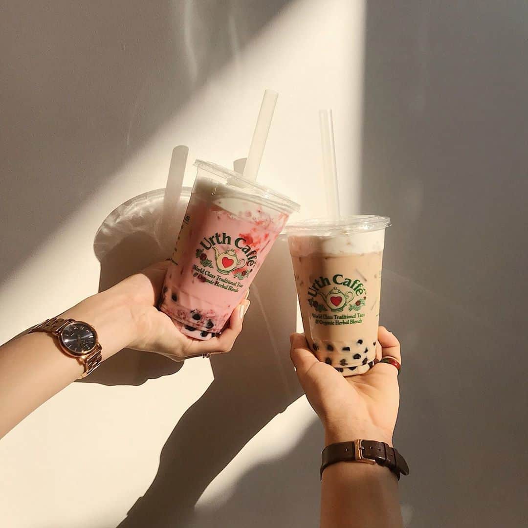 のインスタグラム：「初めての#urthcafe ☕️🌟」