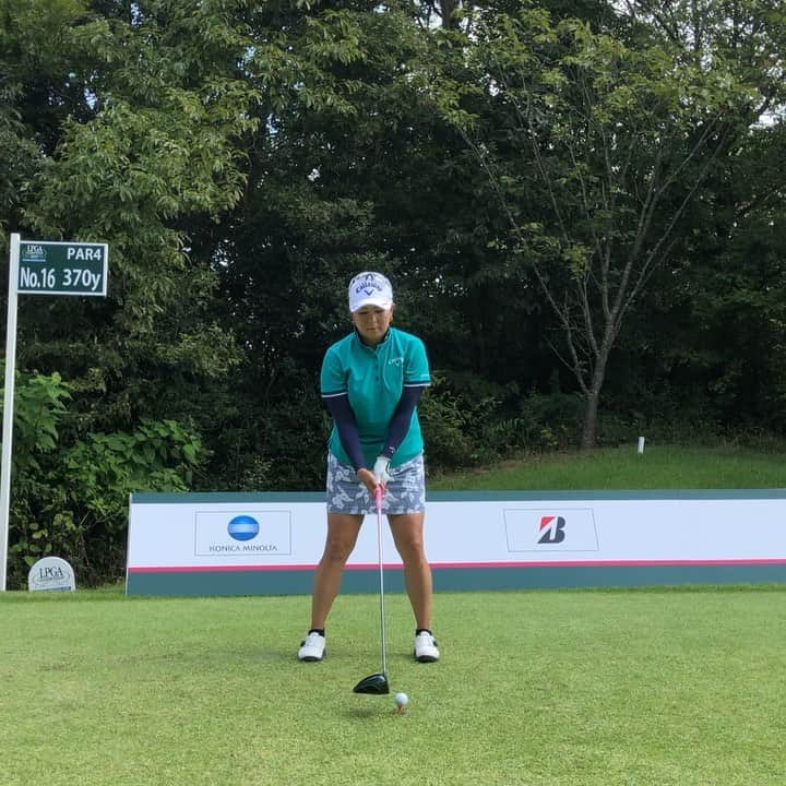 佐伯三貴のインスタグラム：「明日から選手権！！ 頑張ります😊🙏❤️ #日本女子プロゴルフ選手権大会コニカミノルタ杯」