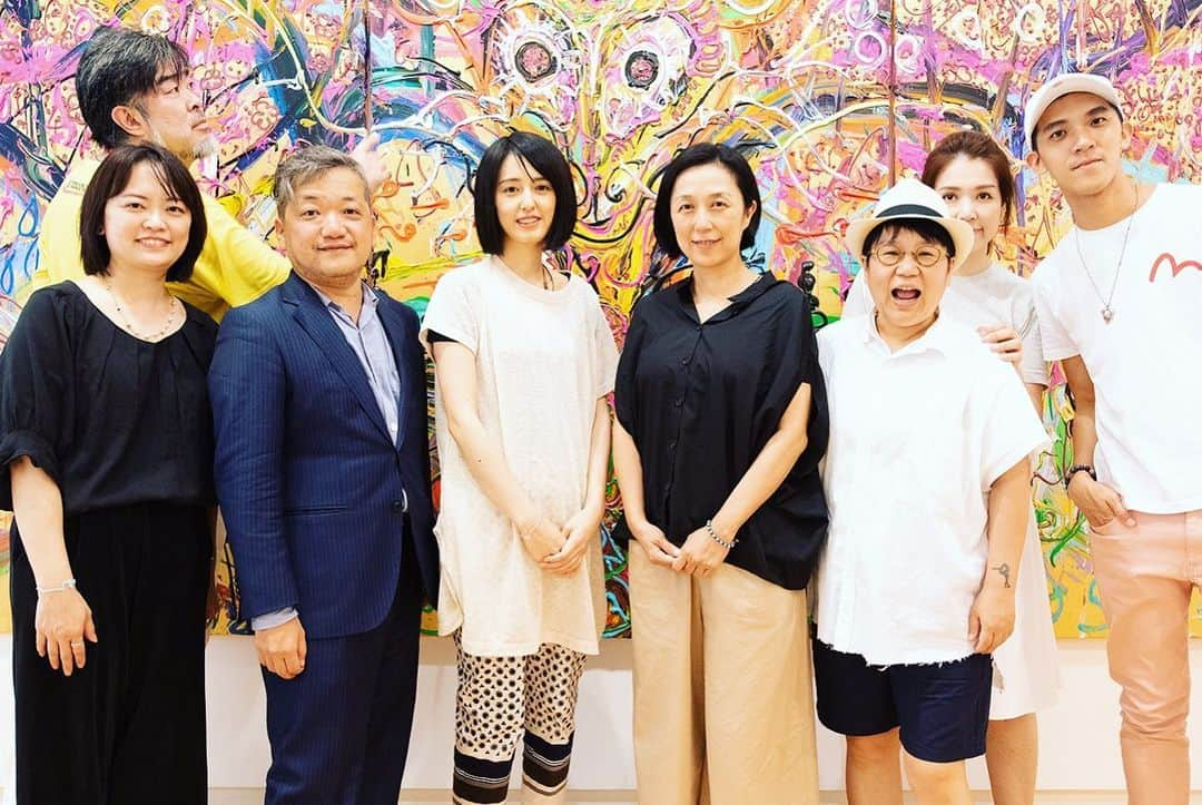 小松美羽さんのインスタグラム写真 - (小松美羽Instagram)「Venice International Film Festival  入圍威尼斯影展 VR作品【INORI～祈祷～】🙏 . 雖然沒能拿到獎項、但是我有歷經1年以上一起努力奮鬥、創作出這部作品的HTC的好夥伴們。 . - NEXT TRY - 這部作品也入圍了倫敦的RAINDANCE影展、 請各位拭目以待! .-.-.-.-.-.-.- Venice International Film Festival ヴェネチア国際映画祭VR部門 ノミネート作品【INORI～祈祷～】🙏 . VR最高賞は叶いませんでしたが、1年以上も一緒に汗をかいて作品を作り上げてきたHTCの素敵な仲間がいることに変わりはありません。 . -NEXT TRY - . ロンドンのレインダンス映画祭にもノミネートされていますので是非ご覧下さい . #威尼斯影展  #inori #祈禱 #HTC #HTCVIVE #vr #viveoriginals #art」9月11日 18時48分 - miwakomatsu_official