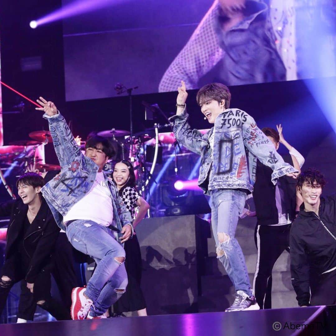 日村勇紀のインスタグラム：「ジェジュンのツアーファイナルに日村さんがサプライズ登場！今夜21:00〜！ 本番まで舞台裏に完全密着！ 衣装完コピ&ダンスコラボも実現！🕺 是非、ご覧ください！ #バナナマン日村 #日村勇紀 #ジェジュン #日村がゆく」