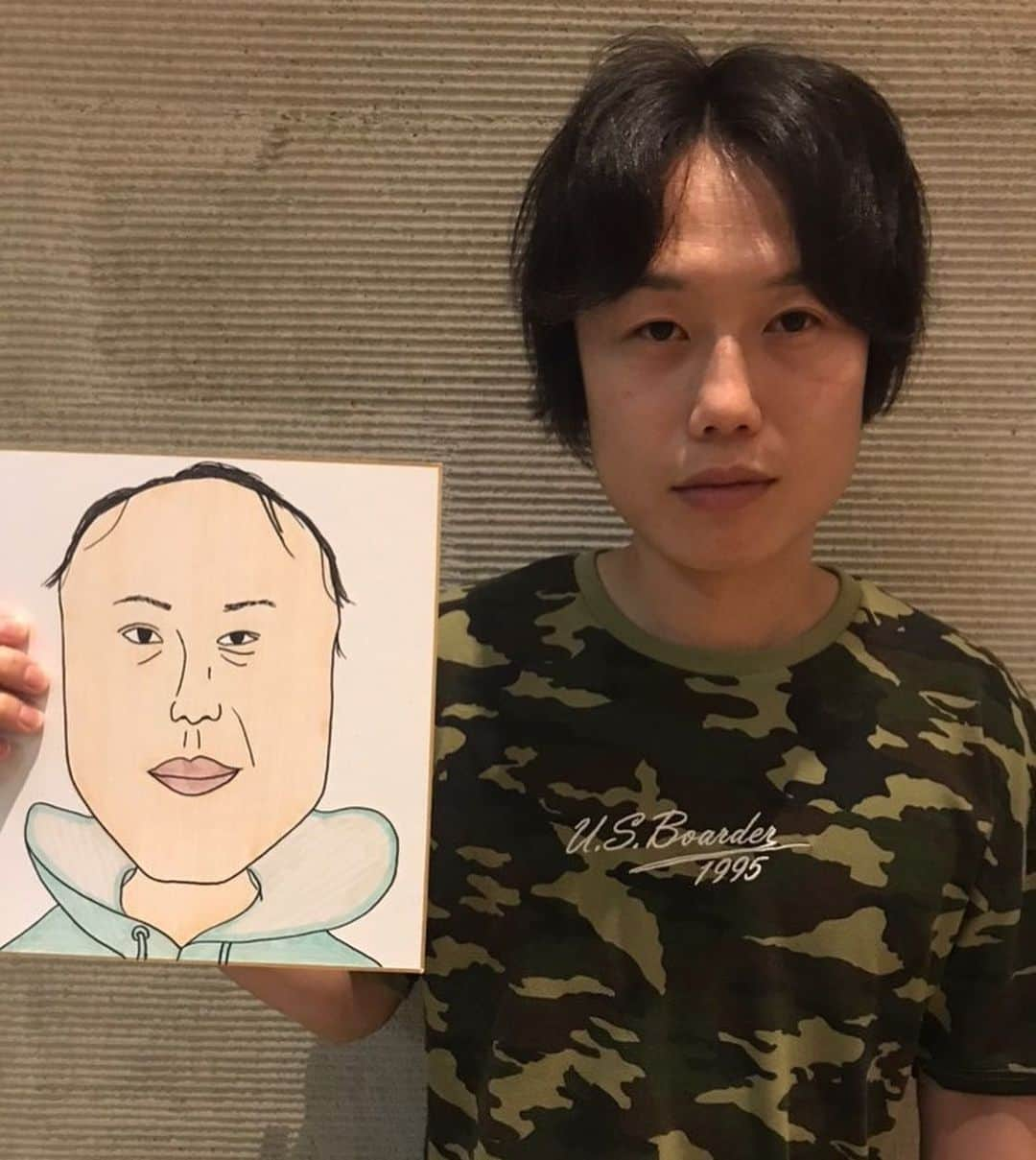 kento fukayaさんのインスタグラム写真 - (kento fukayaInstagram)「【さえない似顔絵47】 見取り図 リリーさん  #さえない似顔絵 #似顔絵 #イラスト #お笑い #芸人 #よしもと漫才劇場 #見取り図 リリーさん #清潔感のあるエロス #性格男前過ぎ #優しいし雰囲気最高 #しかし坊主にして顔面だけで言えば #ダンチでブサイク #kentofukaya」9月11日 19時51分 - kento1989