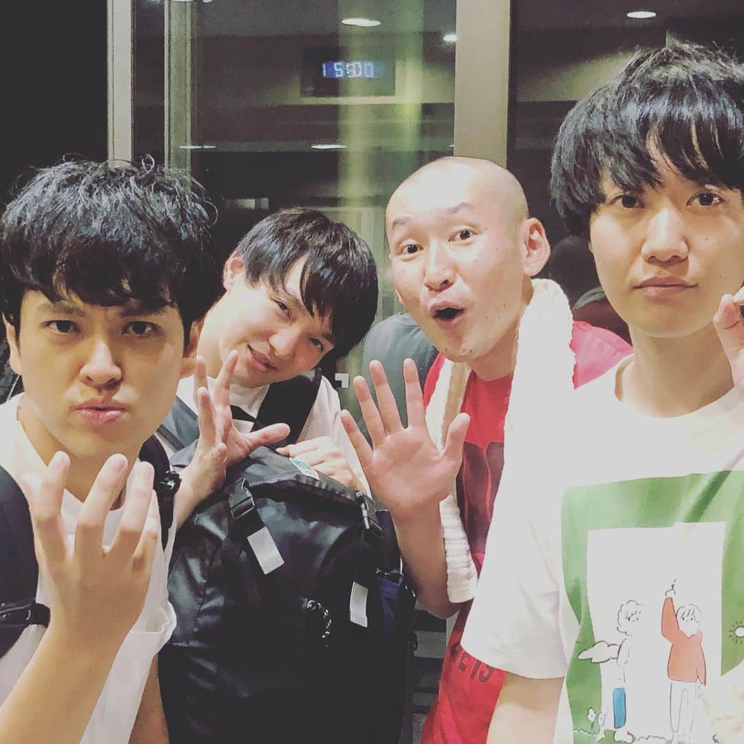 藤田崇之さんのインスタグラム写真 - (藤田崇之Instagram)「キングオブコント準決勝の思い出 #キングオブコント準決勝 #ファイヤーサンダー #さんだる ほり #パーパー ほしのさん #そいつどいつ 刺身 #かが屋 #エンペラー にしやま #蛙亭 中野 #サンシャイン 坂田さん #空気階段 もぐら #ザ・マミィ 林田 #21日決勝戦 #見てね」9月11日 20時32分 - huaiyasanda