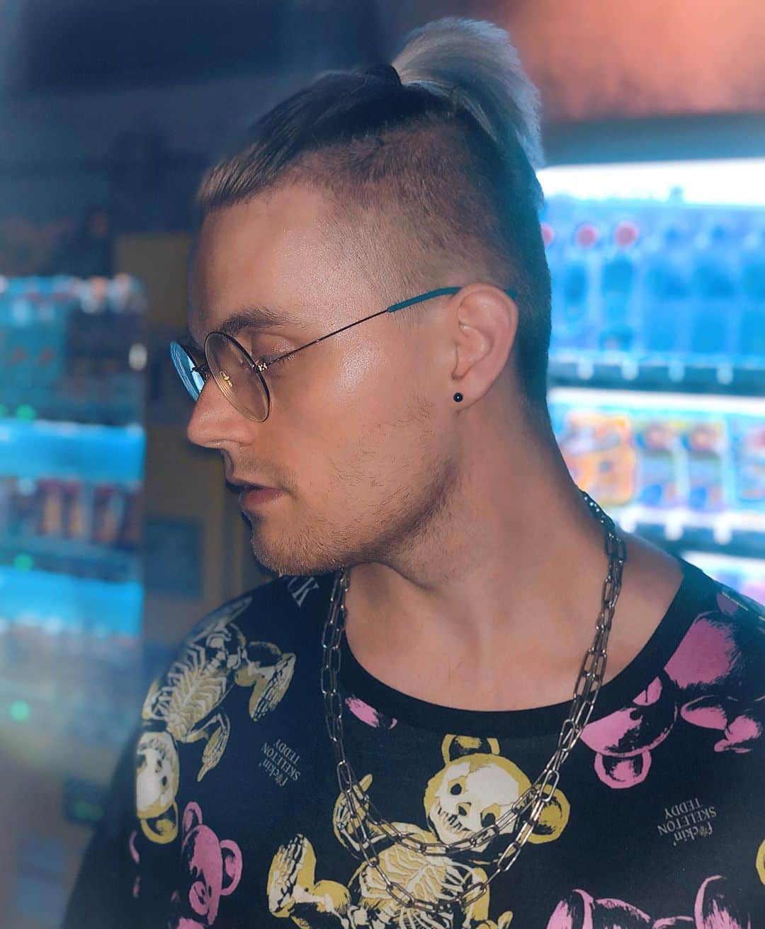 iBlaliのインスタグラム：「Ich als gestern meine Vlog-Kamera plötzlich verschwand (btw. hab ich sie inzwischen wieder, wurde im Fundbüro abgegeben 🤩)」