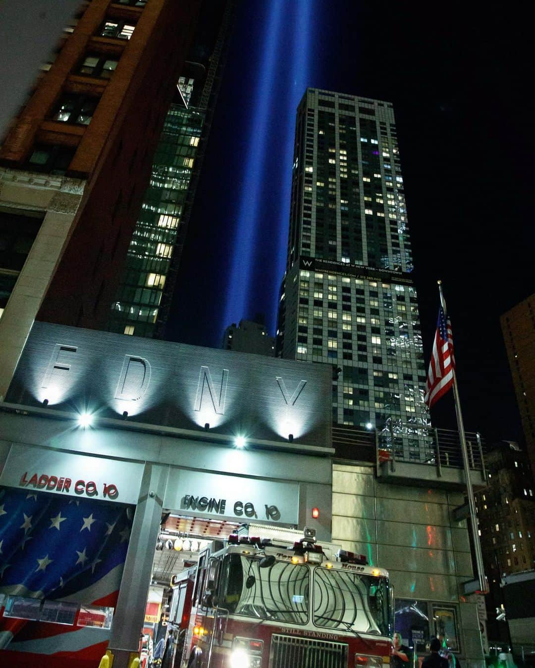 ニーナ・ガルシアさんのインスタグラム写真 - (ニーナ・ガルシアInstagram)「I will never forget that day; a day during New York Fashion Week 18 years ago. September 11th. One day that changed our history forever. One day when we acted as one and united in mourning. To the victims, to their families and their loved ones, to the first responders, to the individual heroes that helped... we will never forget you.」9月11日 21時18分 - ninagarcia