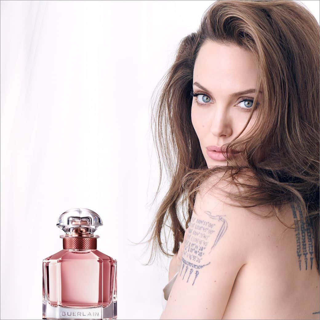 LVMHさんのインスタグラム写真 - (LVMHInstagram)「Dive into the universe of an iconic Maison and its Muse…  @Guerlain unveils Mon Guerlain Eau de Parfum Intense, the ultimate expression of modern feminity.  Angelina Jolie’s connection with Guerlain originated in her childhood memories of her mother’s Guerlain powder. It was nurtured through Angelina’s own discovery of France and French culture as an adult. And it culminates today in a collaboration that is as much about shared values and authenticity as it is a celebration of modern femininity and womanhood.  Created by Thierry Wasser and Delphine Jelk as a duo, this distinctly fresh oriental fragrance is made from a blend of the very finest ingredients. _ #Guerlain #AngelinaJolie #MonGuerlain #GuerlainParfumeur #LVMH」9月11日 21時29分 - lvmh