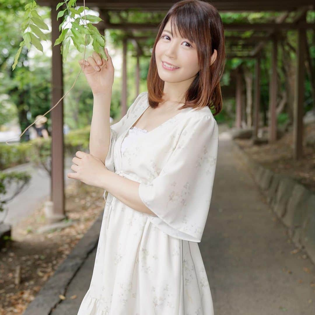 永原芽衣さんのインスタグラム写真 - (永原芽衣Instagram)「#ポートレート #portrait #撮影会 #写真 #カメラ #photo #camera #japanese #japanesegirl #racequeen #rq #粉我 #ワンピース #白ワンピース #ミディアムヘア #follow #followme #フォロワー募集中 #フォロワー増やしたい #毎日更新 #被写体 #팔로우 #팔로미 #팔로우환영 #팔로우그램」9月11日 21時25分 - meinghr1008