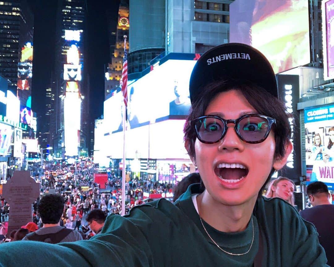 片山良平のインスタグラム：「NYきたよ🇺🇸 飛行機一日飛ばなかったw #nyc」