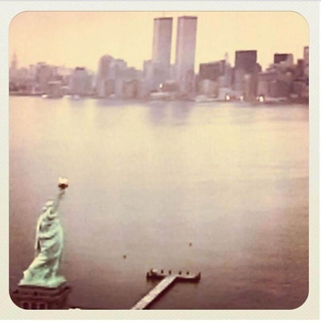 New Yorkさんのインスタグラム写真 - (New YorkInstagram)「A Mother Mourns Forever. 9/11」9月11日 22時03分 - newyork