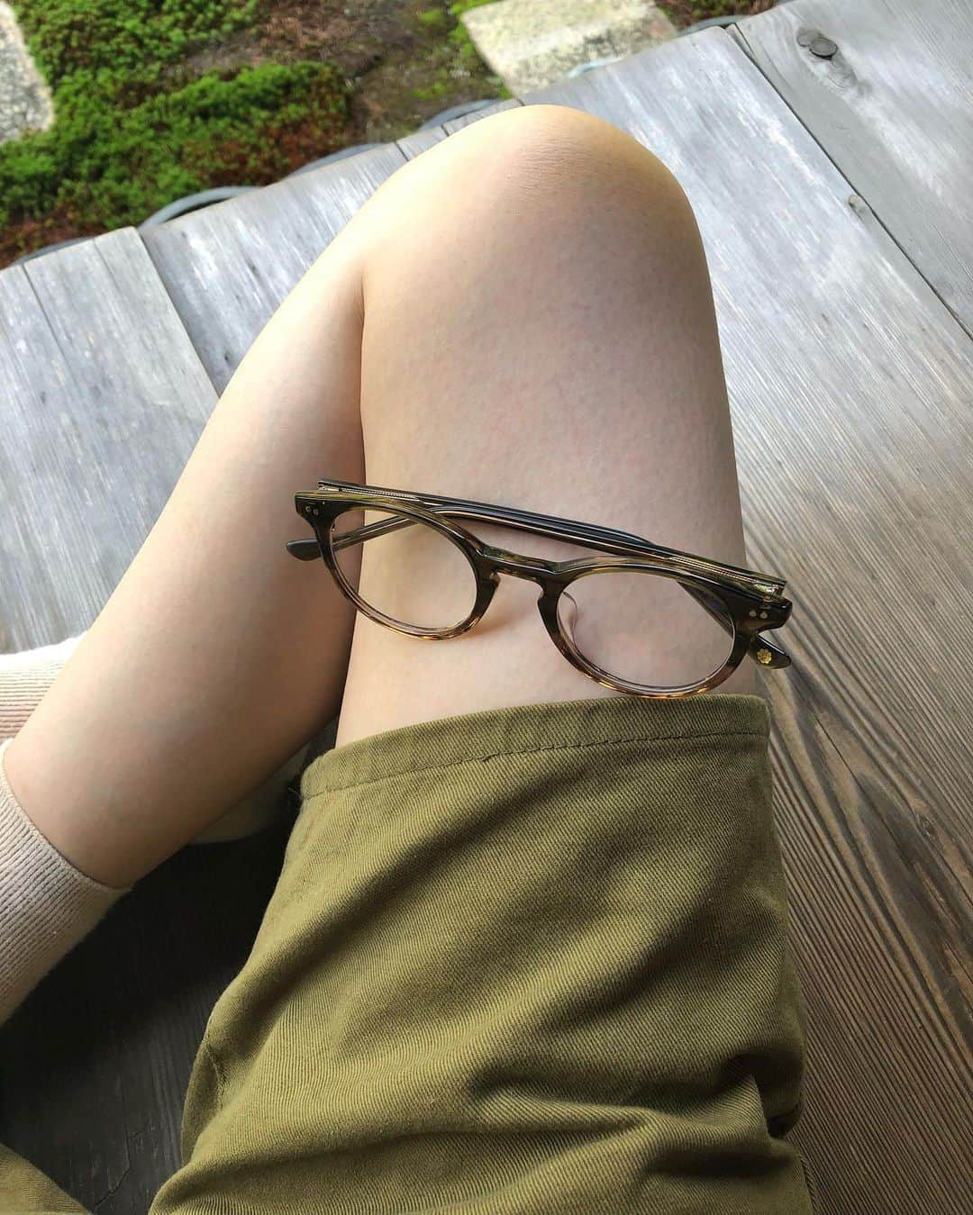 柴田紗希さんのインスタグラム写真 - (柴田紗希Instagram)「zoffコラボメガネ👓 最近ずっと交互でつけてるよ。 いよいよ来週先行予約スタートです♡ #ゾフガルコレ #zoff @zoff_eyewear」9月11日 22時18分 - shibasaaki