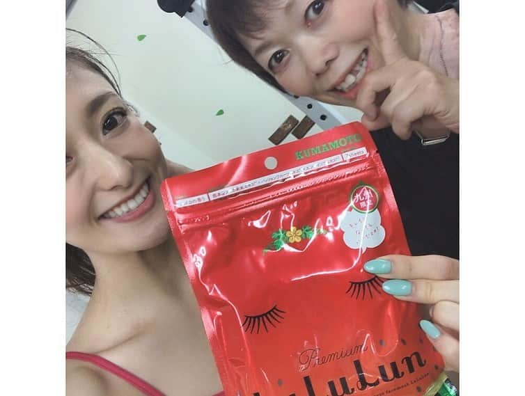 高橋麻美さんのインスタグラム写真 - (高橋麻美Instagram)「ジムの先生にLuLuLunもらった😍 癒されよっと♡るるるん♡  スイカ可愛い🍉  #lululun#facemask#sheet #beauty#face」9月11日 22時24分 - charmy421