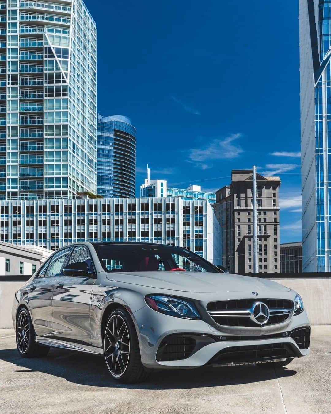 Mercedes AMGさんのインスタグラム写真 - (Mercedes AMGInstagram)「[Kraftstoffverbrauch kombiniert: 10,8 l/100km | CO₂-Emissionen kombiniert: 245 g/km | http://amg4.me/efficiency-statement | Mercedes-AMG E 63 S 4MATIC+ Sedan]  Sometimes you need to shake things up - the Classic Grey finish will get anyone's attention!  Photo: @chrstphr_dtschlr for #MBphotopass  #MercedesAMG #DrivingPerformance #E63」9月11日 23時00分 - mercedesamg