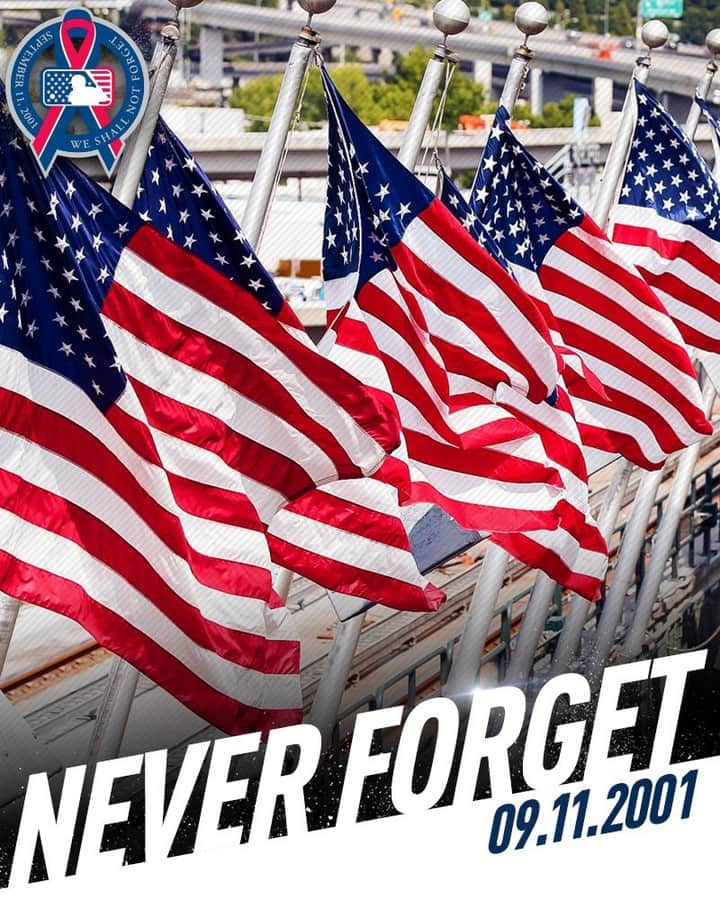 シアトル・マリナーズさんのインスタグラム写真 - (シアトル・マリナーズInstagram)「Today, we remember the lives lost and honor all those affected by the tragic events of September 11th, 2001. 🇺🇸 #NeverForget」9月11日 23時30分 - mariners