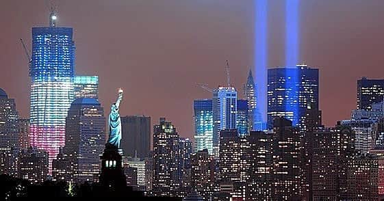 ジェフ・キャメロンさんのインスタグラム写真 - (ジェフ・キャメロンInstagram)「18 years ago today, We will never forget 9/11/2001 #NeverForget #911 🙏🏼🇺🇸」9月12日 1時24分 - geoffcameron