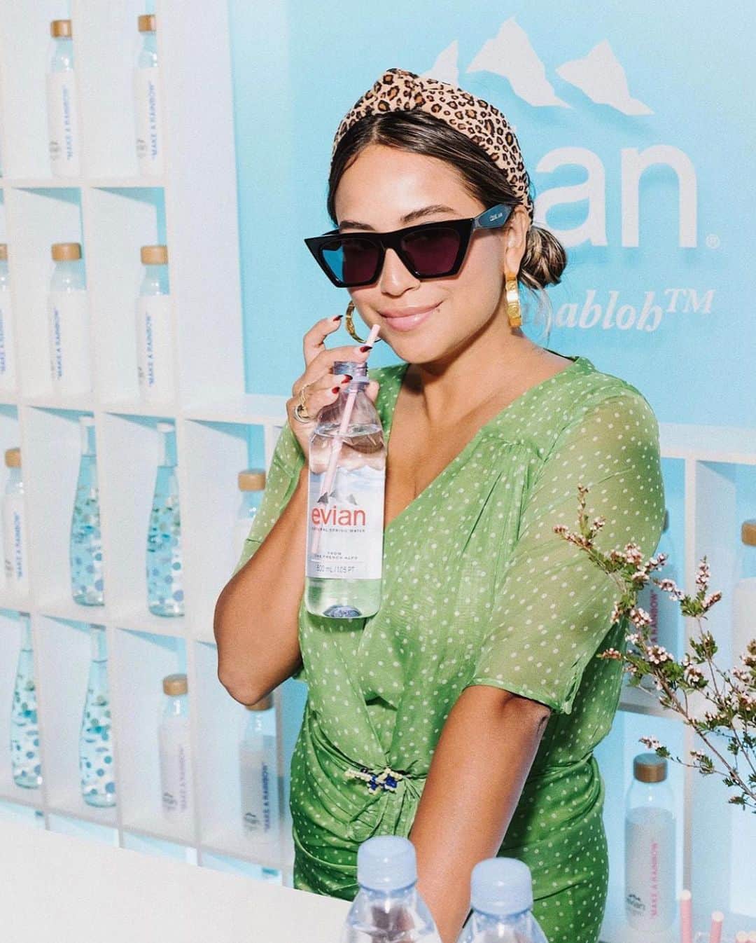 evianさんのインスタグラム写真 - (evianInstagram)「Unwind now that #NYFW is almost over and grab a cold one on us (*All straws at the evianxVirgilAbloh water bar are paper)」9月12日 1時45分 - evianwater