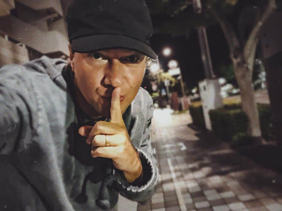 ブレイズ・プラントさんのインスタグラム写真 - (ブレイズ・プラントInstagram)「Good Morning Recording 3:49am #inspired」9月12日 3時49分 - blaiseplant