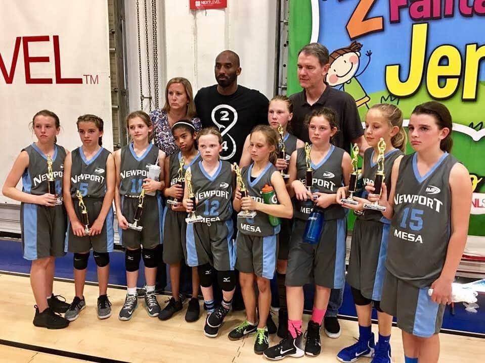 コービー・ブライアントのインスタグラム：「Here’s our fourth place “winners” picture lol six of the kids in the picture stayed with me and worked every single day to get better and continue to work to this day. The 7th player (not in pic) missed this game for a dance recital so that should tell you where her focus was at this time, meaning she enjoyed dance more than ball which is fine. Now? She eats sleeps and breaths the game.  So from this original group of 7 we have added a player TWO years YOUNGER (6th grade now), a player who’s team in our area folded and a player who’s family moved here from Tennessee. The beauty of coaching is growing the players from the ground up. That journey continues #mambas #2yearsago」