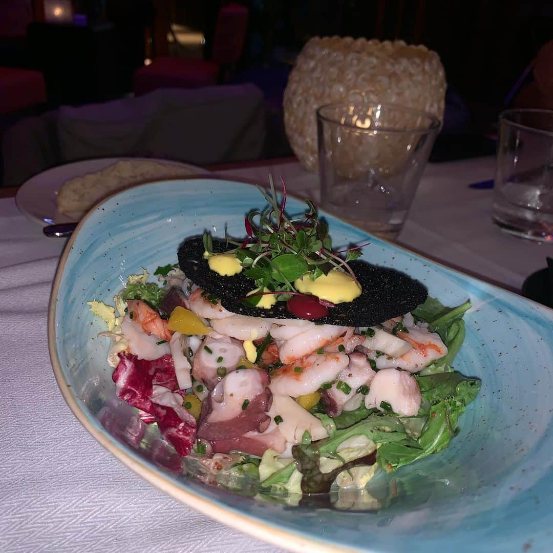 ダリア・ビロディドさんのインスタグラム写真 - (ダリア・ビロディドInstagram)「Buen provecho en el restaurante @mardenudosrestaurant ❣️」9月12日 4時30分 - dariabilodid7