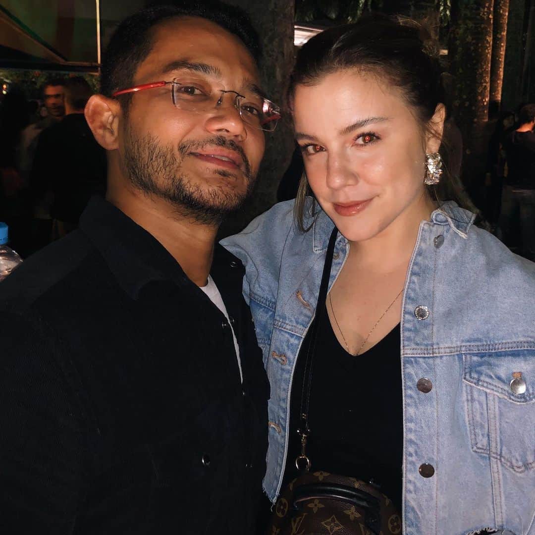 Alice Wegmannさんのインスタグラム写真 - (Alice WegmannInstagram)「junzinho 🖤🤸🏼‍♂️ todo treino é festa e toda festa é um compromisso de diversão. se não for pra causar a gente nem sai. obrigada por tudo nesses anos! professor pra mim é isso: gente que além de explicar e ensinar, incentiva, troca e cresce junto. só o tamanho continua o mesmo... te amo seu japonês safado. tamo JUNto 🌟🏋🏼‍♀️ #nessacidadetodomundoédojun #maiôenfiadonocu」9月12日 6時56分 - alicewegmann