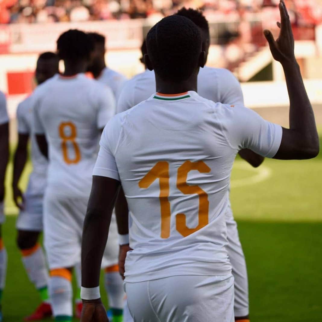 マックス・グラデルのインスタグラム：「Merci seigneur pour ta protection les gars félicitations bonne reprise à tous les u23 félicitations à vous pour la qualification à la prochaine can éléphant ya pa son petit」