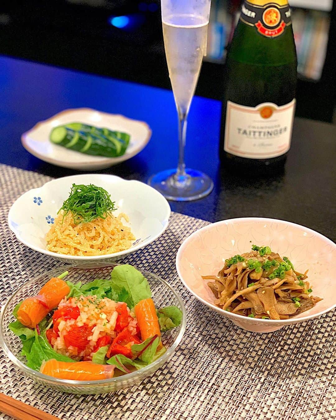 原史奈さんのインスタグラム写真 - (原史奈Instagram)「お家ご飯 カロリー抑えたヘルシーメニュー トマトマリネ 舞茸炒め 白滝明太炒め きゅうりのぬか漬け 豆腐ハンバーグ 美味しくできた^_^ #お家ご飯#晩御飯#ヘルシーメニュー#豆腐ハンバーグ#料理好き#美味しくできた #原史奈#ゴルフ#ゴルフレッスン#ゴルフ女子#ゴルフ男子#ゴルフ大好き#golf#ゴルフウエア#ゴルフコーデ#ゴルフグッズ#ゴルフ動画#ping#ピン#ping女子#gle2#g410#even#archivio#cuartounited」9月12日 7時14分 - fuminahara