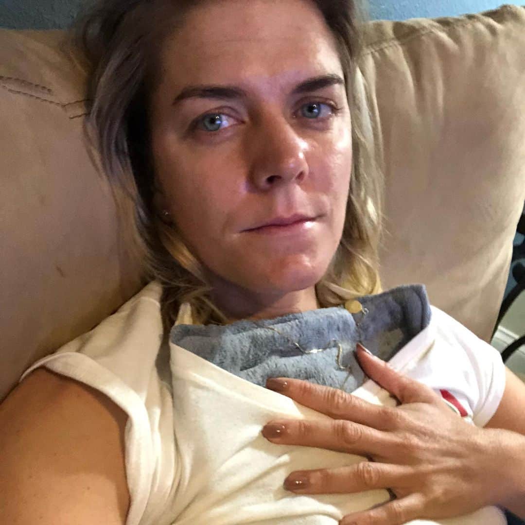 ペイジュ・レイリーさんのインスタグラム写真 - (ペイジュ・レイリーInstagram)「Olympian or Sick? Who says you can’t be both...I’ve been chronically ill my whole life, but the last 6 years things have gone down hill. 2017 saw the worst of it all and it required me to begin a road of endless doctors, testing, needles, machines, laying helplessly on examine tables and countless days wasted being ill. I thought 2018 was a start of a bright future, but unfortunately, I was wrong and I’ve watched my body and health deteriorate again. I have competed the majority of the events unable to breathe, get out of bed, in pain, weak and struggling to make it on an upwind. It’s taken pure mental strength to get through it and I’ve never felt pain and suffering like I’ve known these past few years.  I’ve had moments of pure hopelessness because doctors were so puzzled. There’s been tears, anger, and disappointment, but I never stopped putting one foot in front of the other.  So what happened? I have an immune system that struggled to fight infection (deficiency) and it also attacked my vascular system (autoimmune). My illness is extremely rare so I’ve had a team of doctors working with me. Today, I saw a world renowned doctor (thanks to my amazing twin who got me the appointment ❤️) who specializes with my autoimmune. I am so thankful for this small step and hope this doctor has given me. So why do I write this post?? I’m going to show a different road to the Olympics. I hope to inspire people out there with diseases, syndromes and any setbacks in life to go after dreams and not let it hold them back. Currently I’m weak physically (can’t do one pull up or even squat my body weight), underweight, my lungs have been through hell (I have a CT scan Tuesday and a bronchoscopy), and I have 6 months to get it together for the 2nd Olympic Trials Event. So to hell with being secretive about my health...it’s time to show the truth and even if we are born with setbacks I want to show that we can do what everyone else can.」9月12日 7時54分 - paigeraileysailor