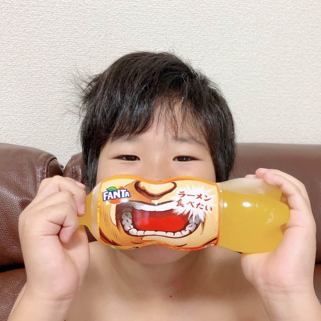 がっちゃんさんのインスタグラム写真 - (がっちゃんInstagram)「ラーメンたべたい🎶  #fanta #ファンタ #ファンタ坂学園 #ぶっちゃけボトル #がっちゃん #がっちゃんねる」9月12日 8時15分 - gacchannel