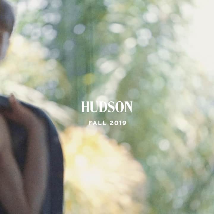 ハドソンのインスタグラム：「Denim on repeat. #HudsonJeans」