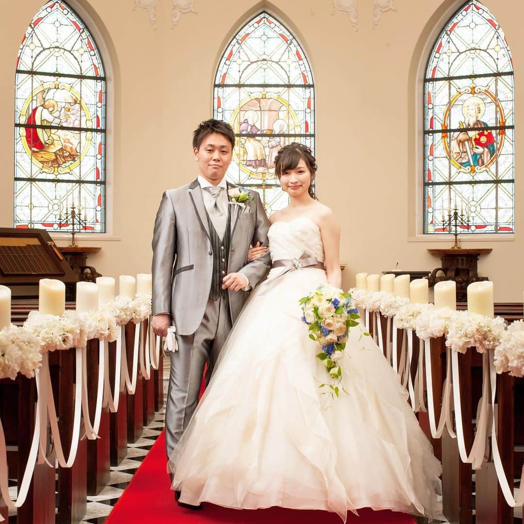 ホテルモントレ ラ・スール大阪ウエディングのインスタグラム：「@lasoeurosaka_wedding 前撮り！❤️ . . . #モントレ花嫁 #ホテルモントレラスール大阪  #モントレウェディング #モントレ #モントレラスール大阪 . . #dressy花嫁  #marry花嫁  #プレ花嫁 #卒花嫁 #全国の花嫁さんと繋がりたい  #weddingdress #takamibridal  #wedding #結婚式 #ホテル婚」