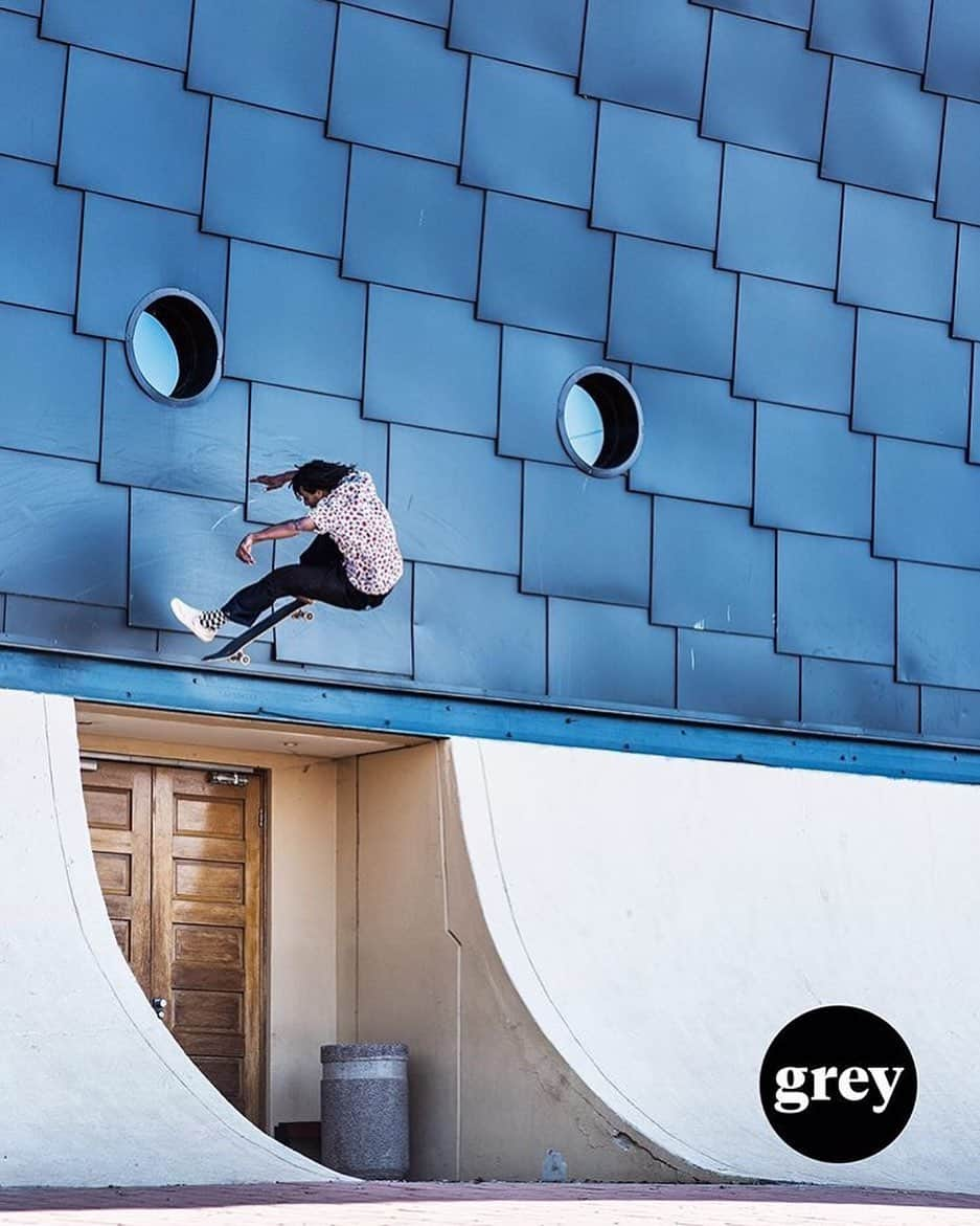 Vans Skateさんのインスタグラム写真 - (Vans SkateInstagram)「That’s back to back months for @Vans_Europe’s @JThaxx_HYS gracing mag covers 💪💪💪. Grab a copy of the new @GreySkateMag for this epic shot by @AlexBRPires and our “Guava Halves” Johannesburg article at a skate shop near you or online at greyskatemag.com. Hell yeah Jordan!」9月12日 9時41分 - vansskate